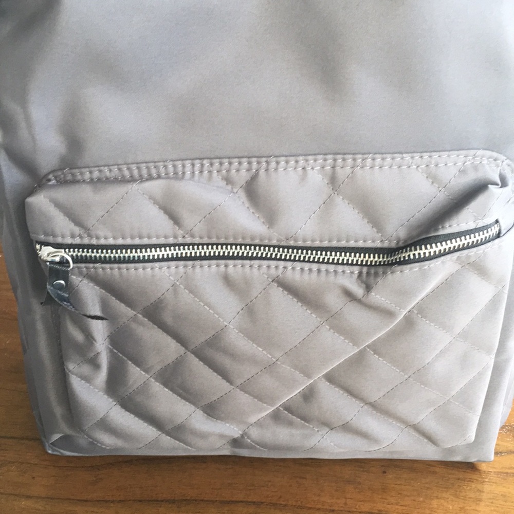 Grey DSW backpack - Picture 5 of 6